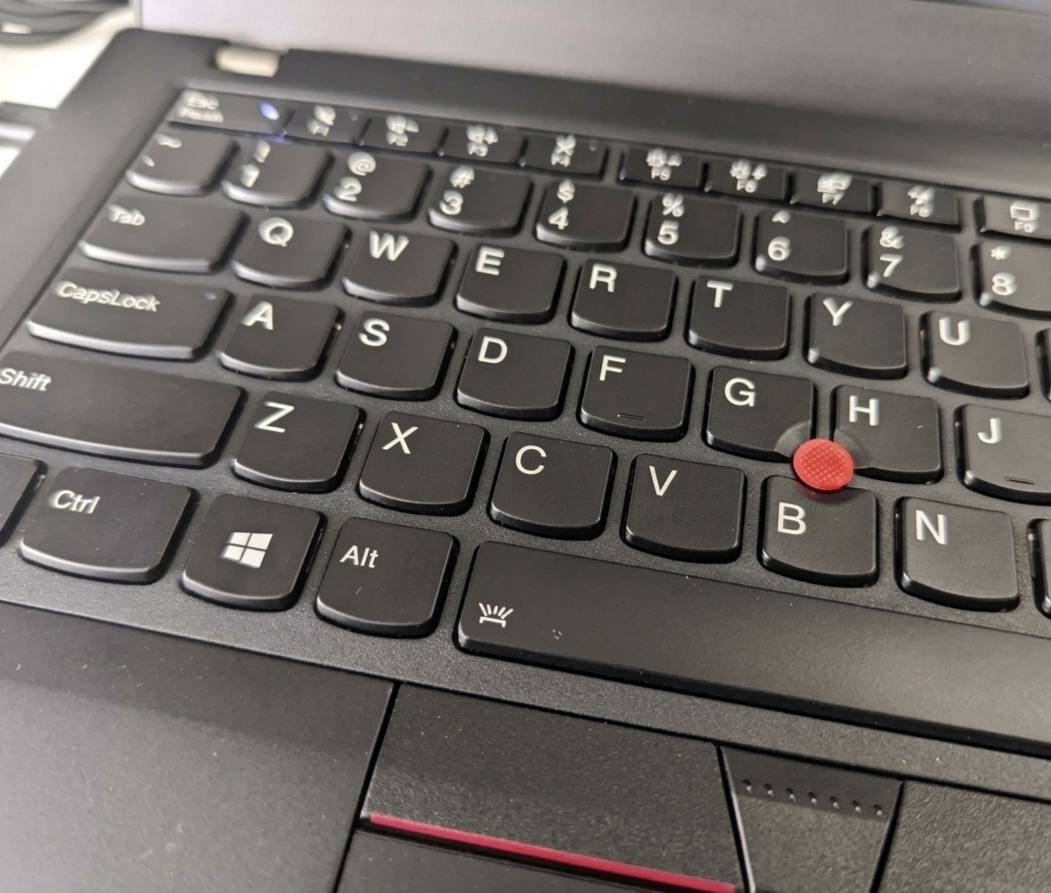Lenovo ThinkPad X13 Yoga - Core i5 11th Gen / 16GB RAM / 512GB SSD Convertible - Image 4